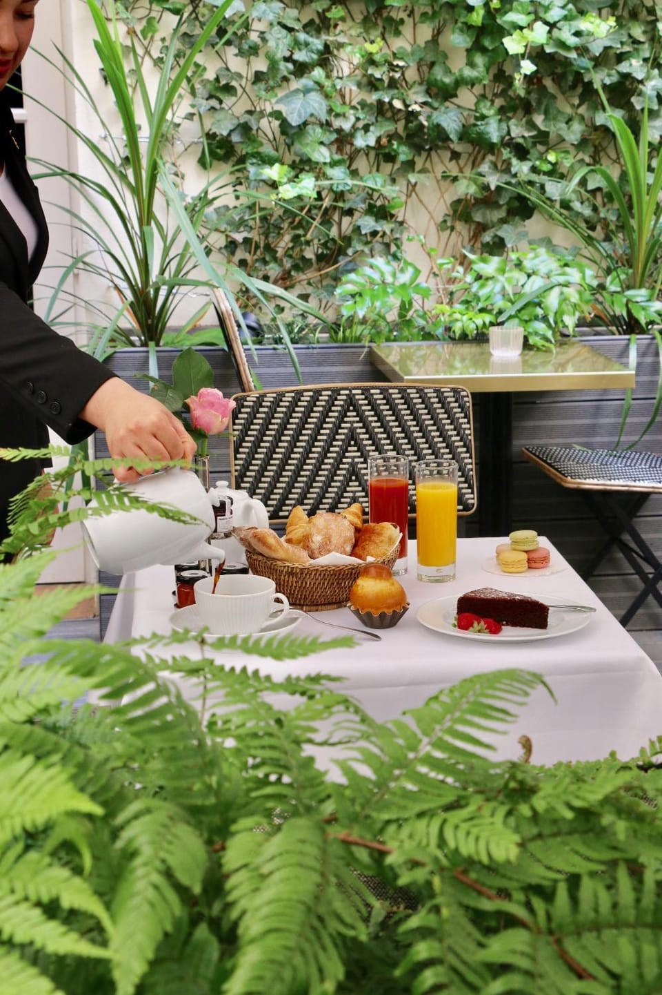 Patio, Restaurant/places to eat