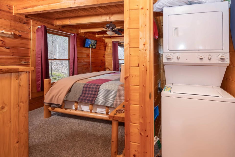 Peaceful Haven Chalet in Pigeon Forge