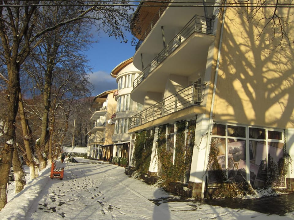 Готель Поляна Квеле Hotel in Ukraine