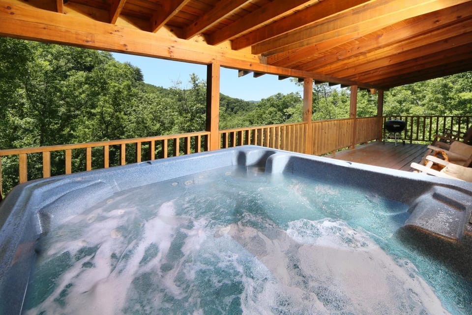 Fox Den House in Pigeon Forge