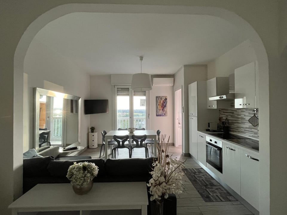 Appartamento panoramico vicino a fiere e stadio Apartment in Milan