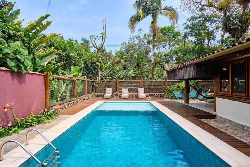 Mountain view, Pool view
