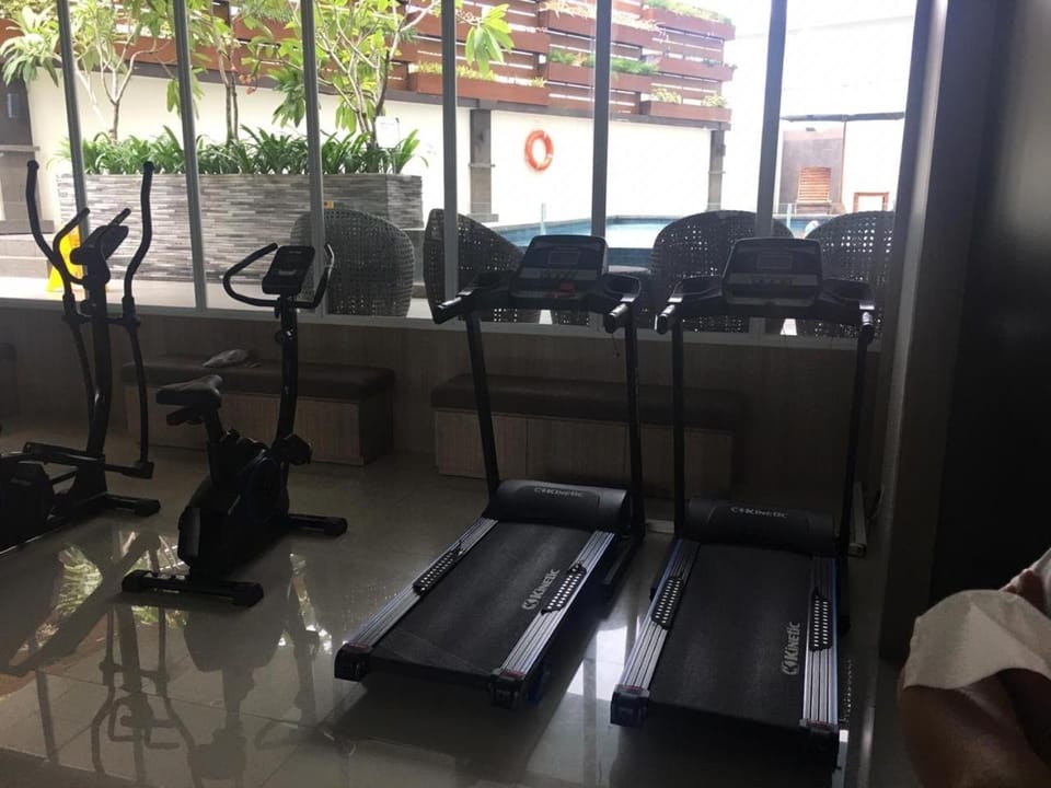 Property building, Fitness centre/facilities, Fitness centre/facilities, Fitness centre/facilities, Sports, Sports