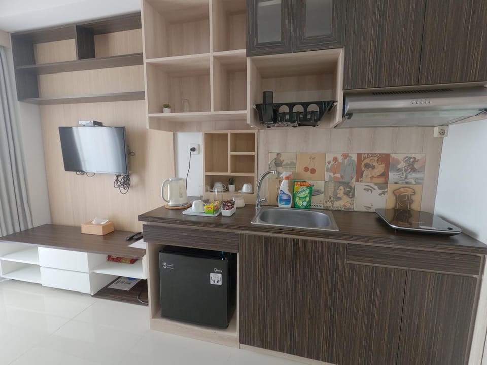 TV and multimedia, Kitchen or kitchenette
