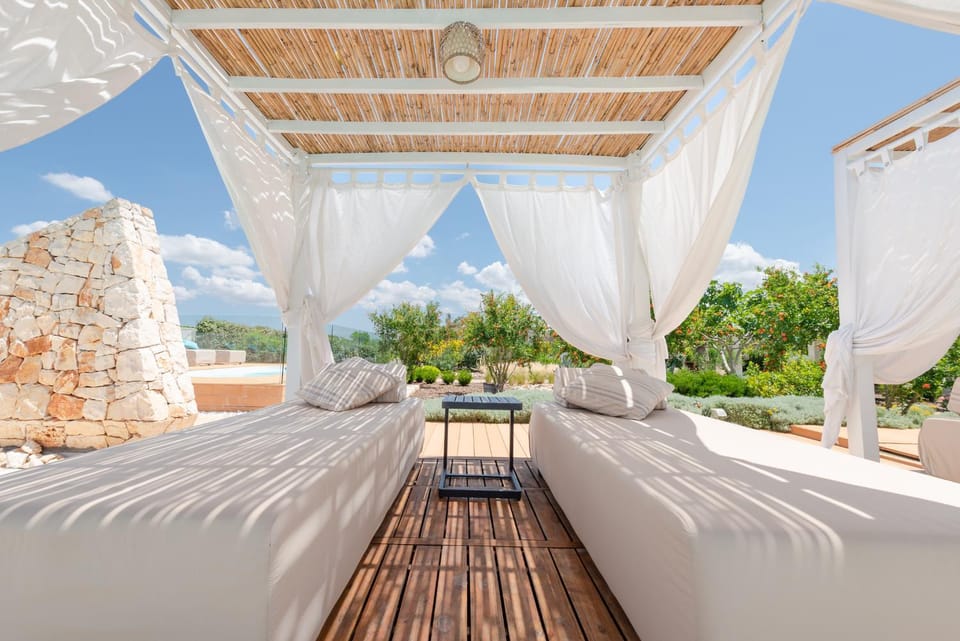 sunbed