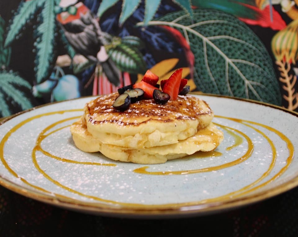 Restaurant/places to eat, Food