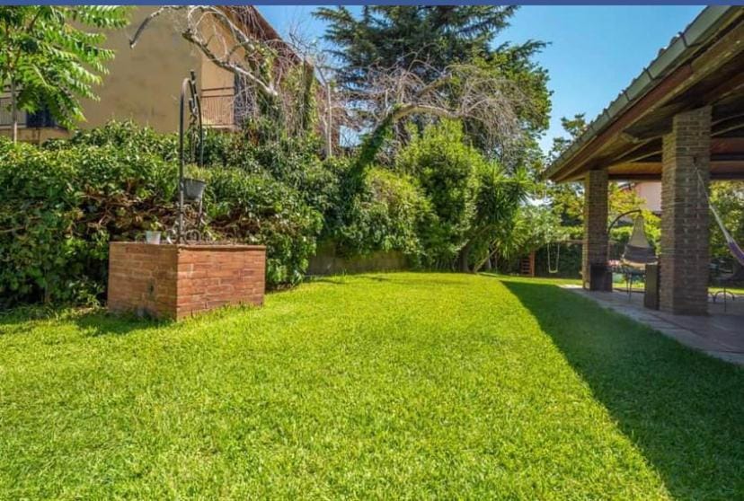Property building, Natural landscape, Garden, Garden view