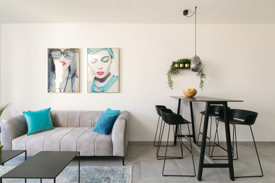Design 2BDR in New Building Near Bograshov Beach Apartment in Tel Aviv-Yafo