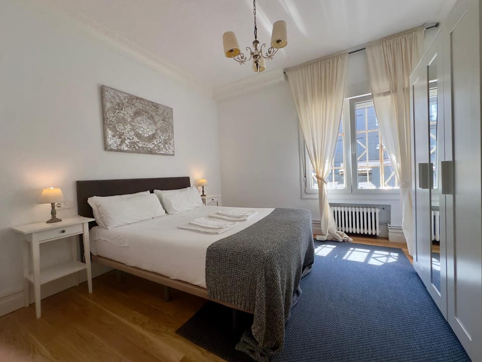 Fantástico apartamento en el centro de Bilbao Apartment in Bilbao