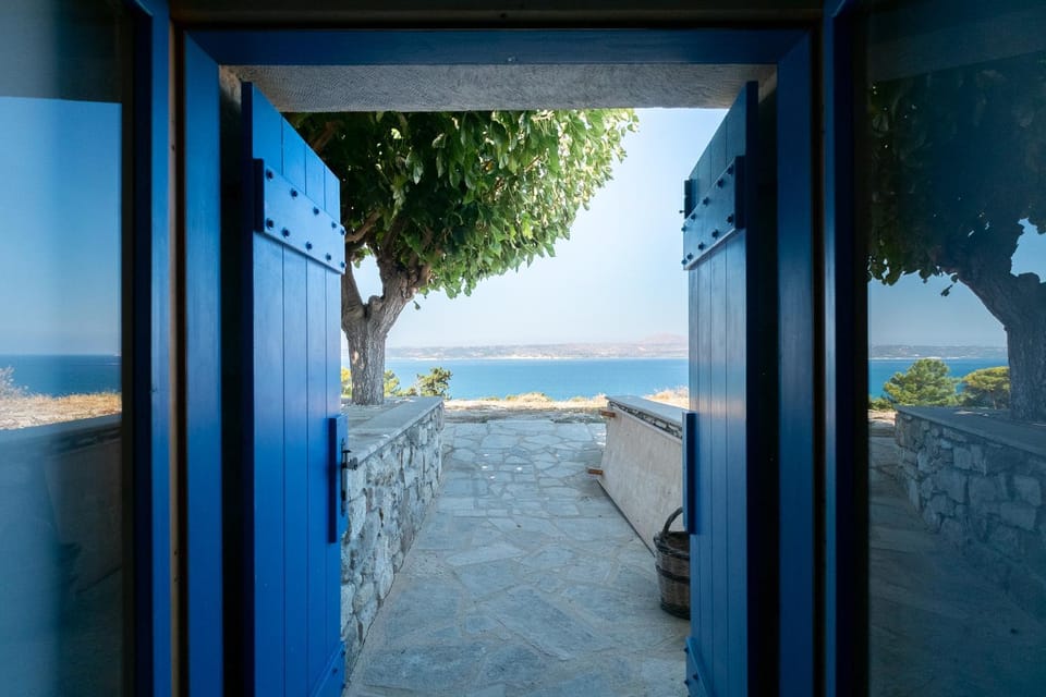 Karavos View - An artists' hideaway Paradise House in Crete