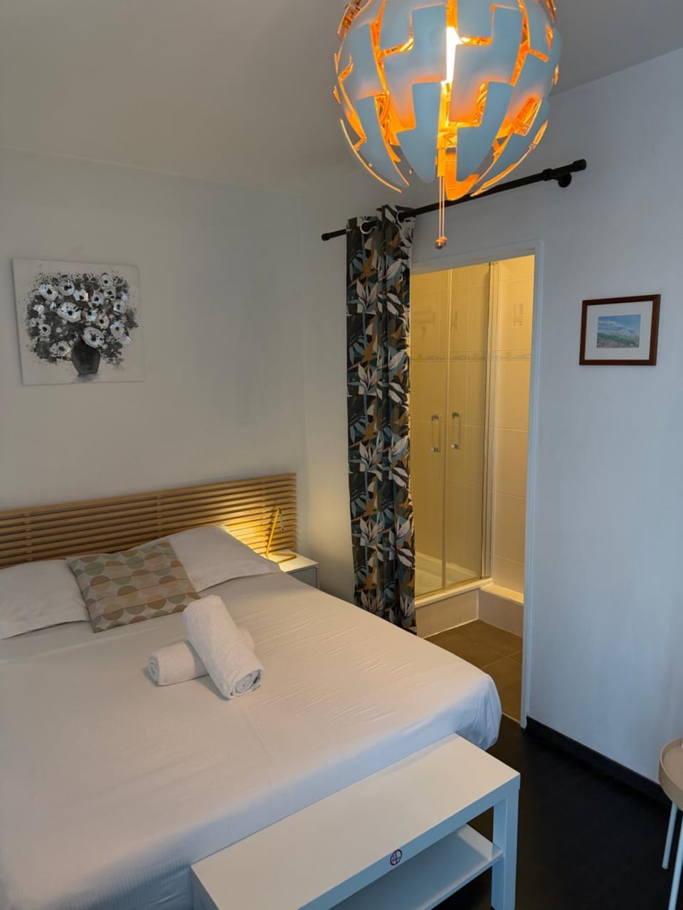 Bathroom, Bedroom