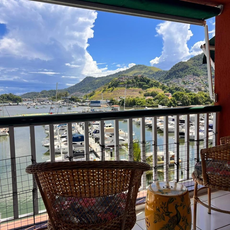 Patio, Lake view, Mountain view, Sea view