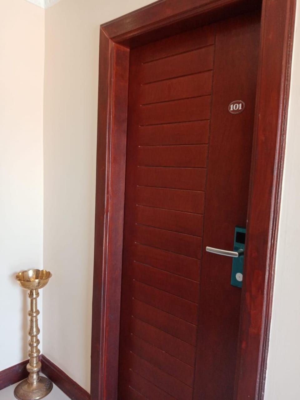 MercuryFM 101- Mercury Inn - Jaffna Bed and Breakfast in Sri Lanka