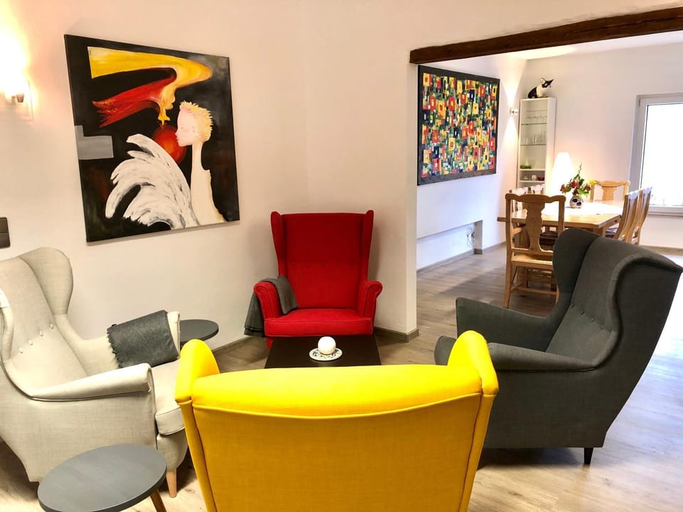 Living room, Decorative detail