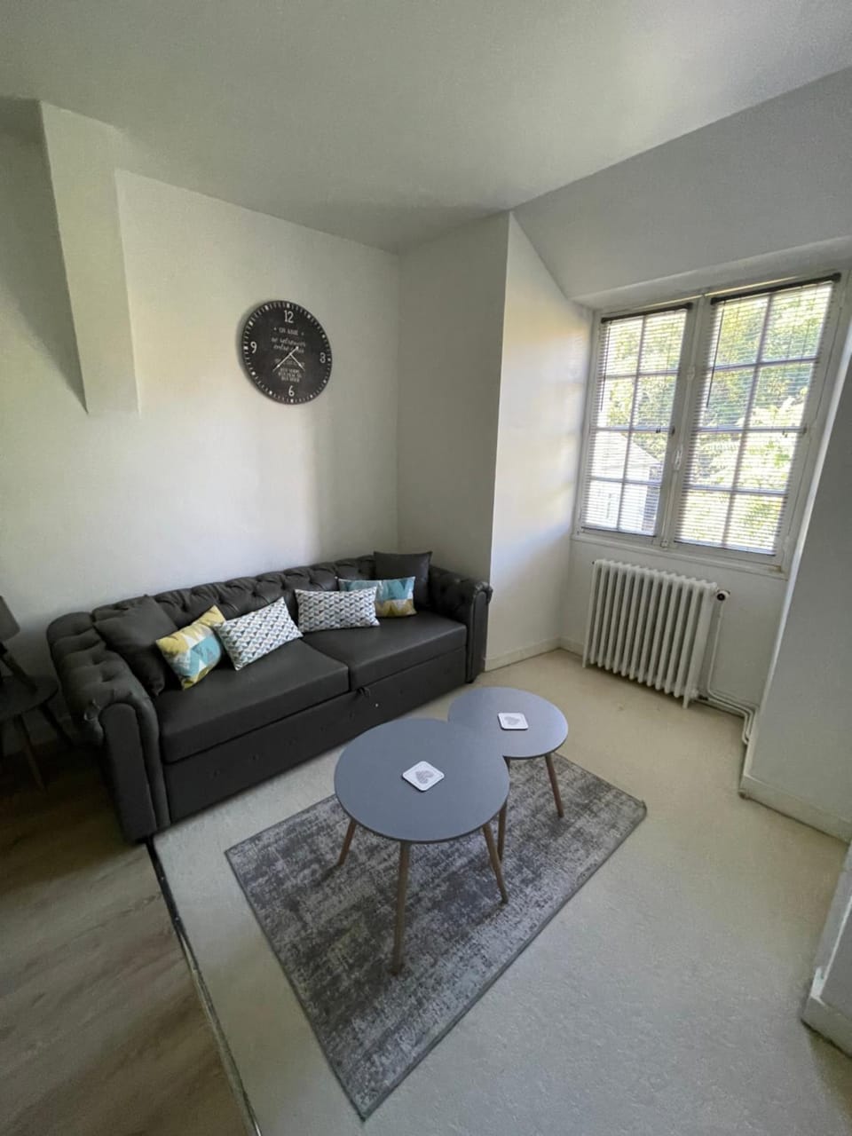 Vue du Chateau Gite Studio Bed and Breakfast in Nouvelle-Aquitaine