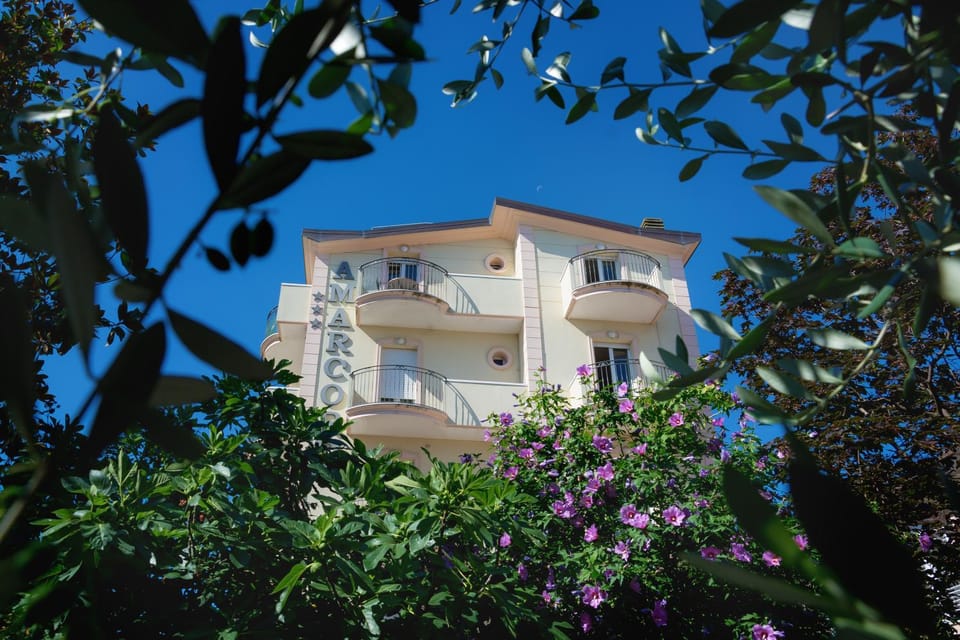 Property building, Day