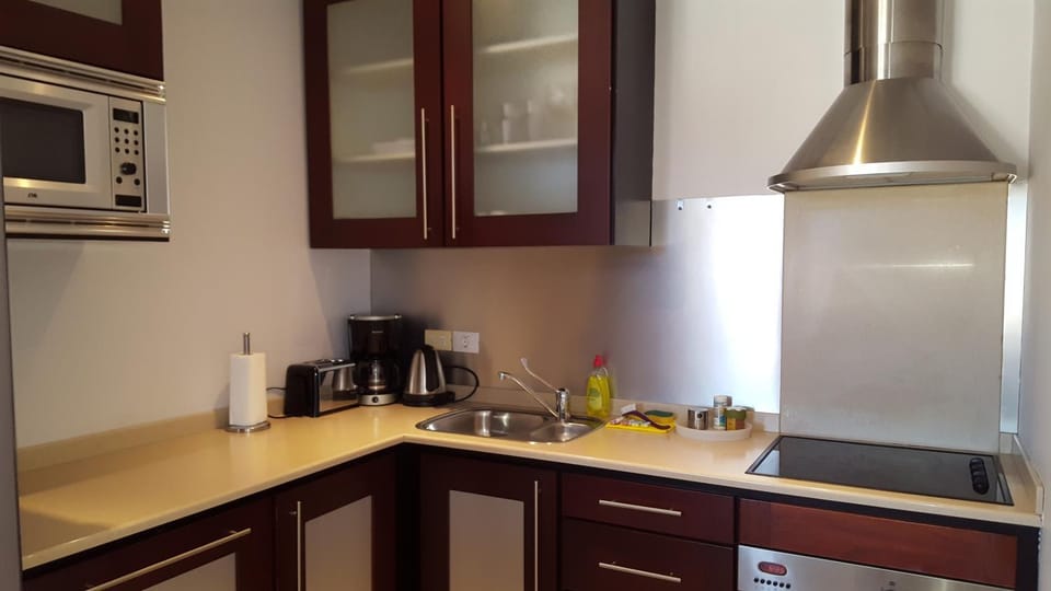 Coffee/tea facilities, Kitchen or kitchenette, dishwasher, minibar, pet friendly, stove, toaster