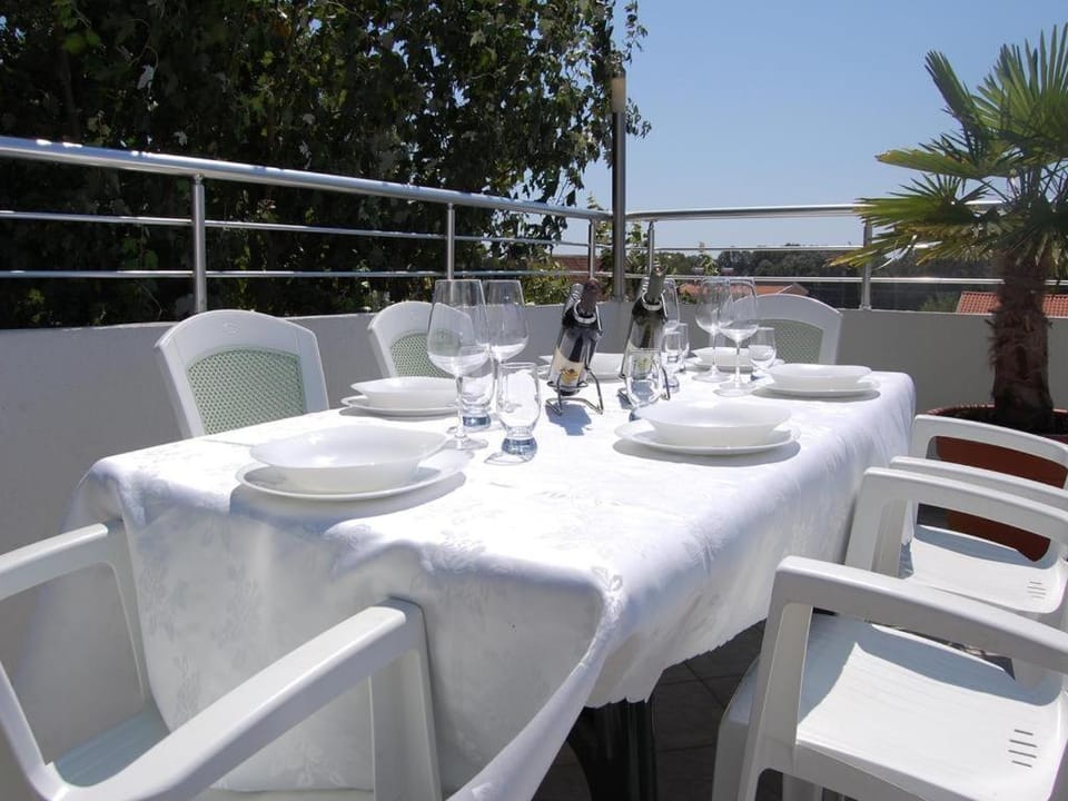 Villa Elkom, App. 8 Apartment in Ulcinj Municipality