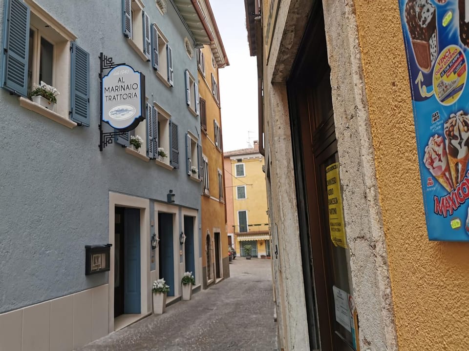 Bed & Breakfast Al Marinaio Bed and Breakfast in Lake Garda