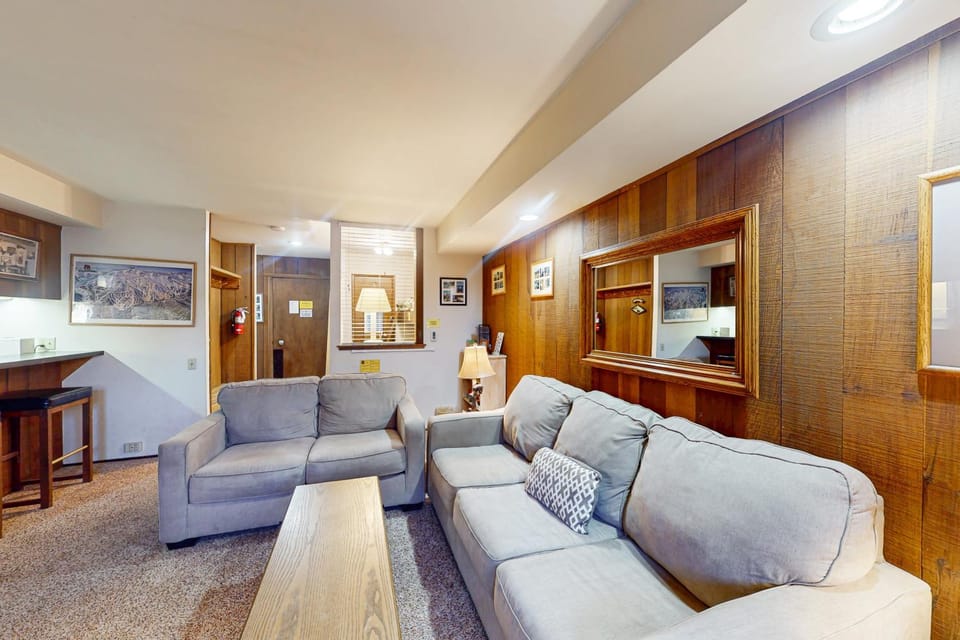 Horizons 4 143 Apartment in Mammoth Lakes
