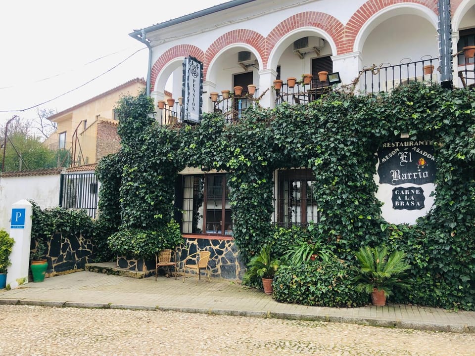 Pensión El Barrio Bed and Breakfast in Sierra de Huelva