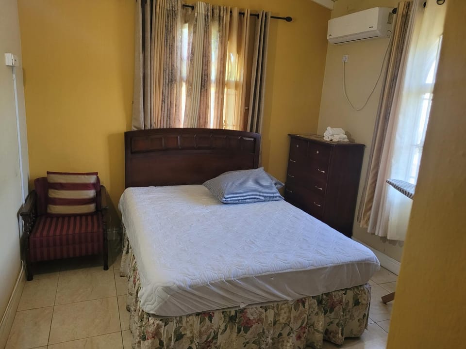 Cozy Studio 1 Apartment in Kingston