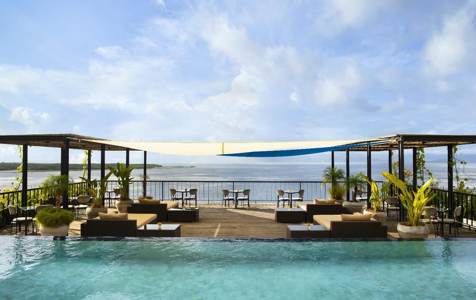 Restaurant/places to eat, Sea view, Swimming pool, Swimming pool