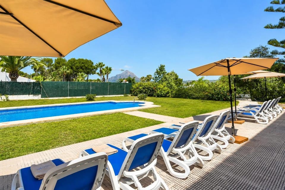 Solarium, Swimming pool