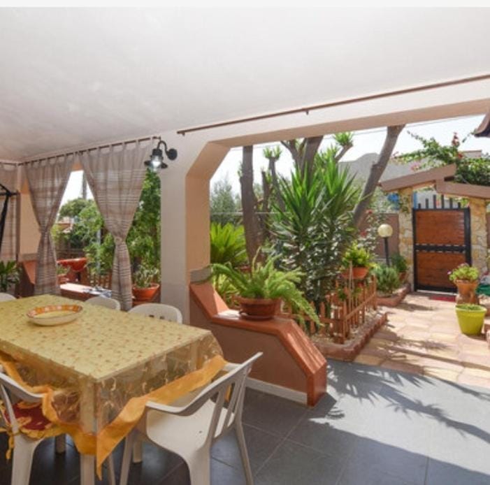 CASA DI ALICE A 250 METRI DAL MARE House in Sicily