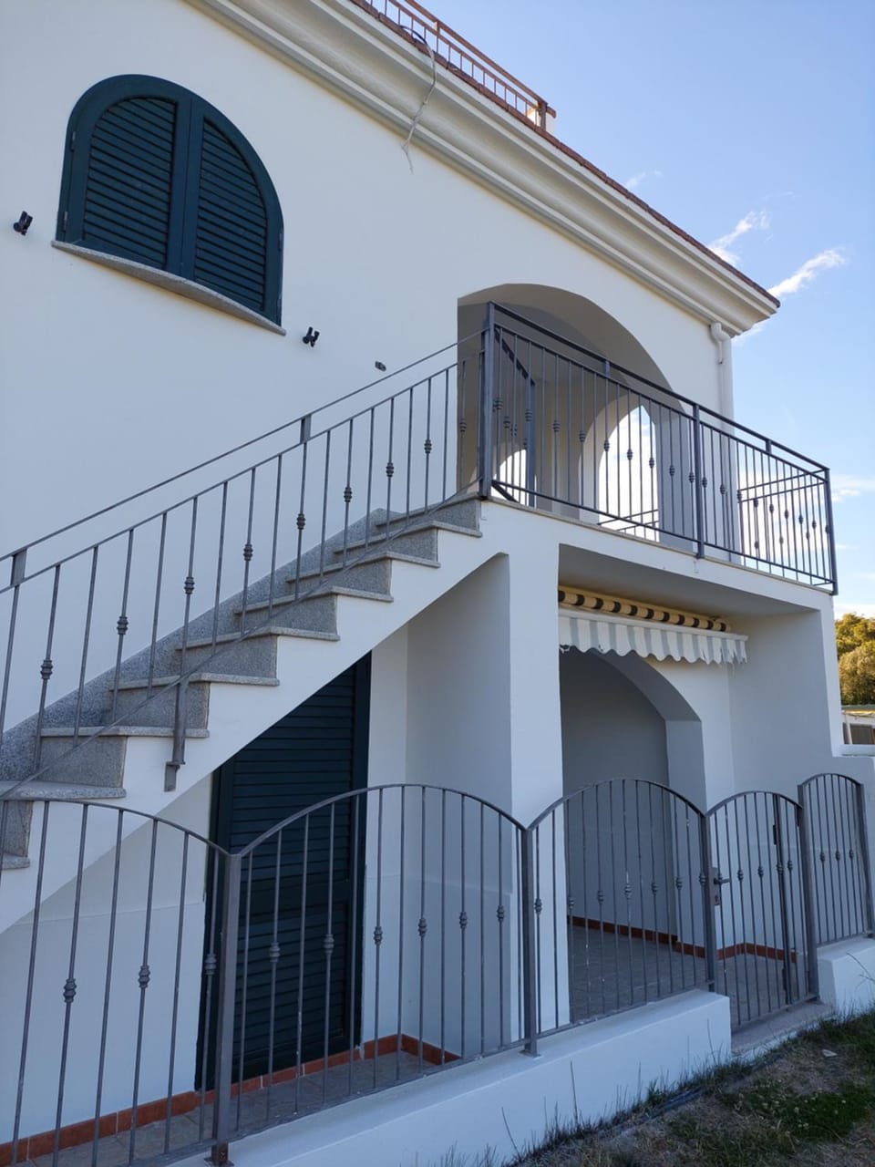 Property building, View (from property/room), Balcony/Terrace, Balcony/Terrace