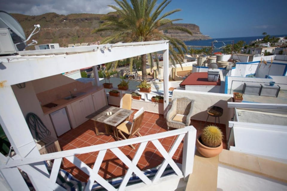 BBQ facilities, View (from property/room), Balcony/Terrace, Other, furniture