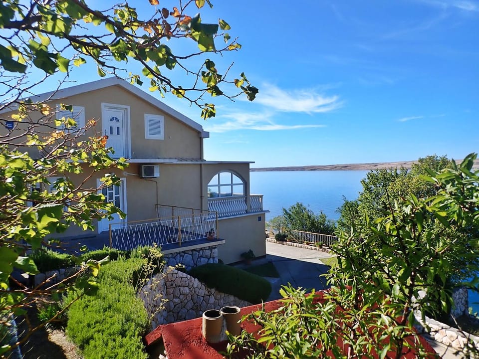 Property building, Sea view