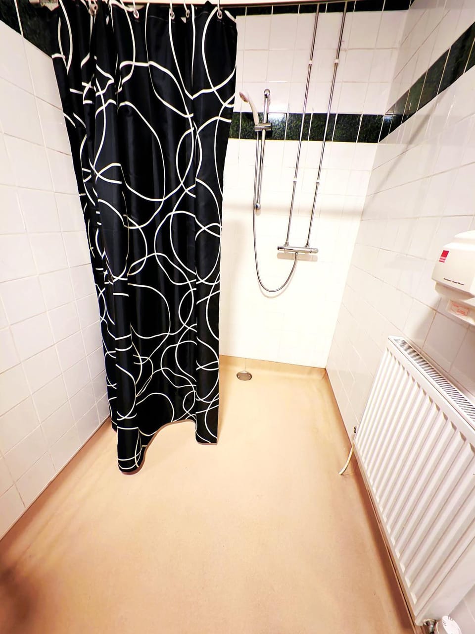 Shower, Bathroom, Public Bath