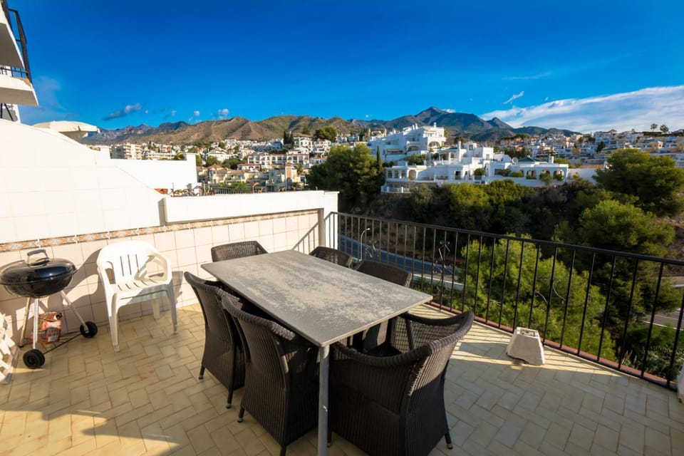 Balcony/Terrace, Balcony/Terrace, Mountain view