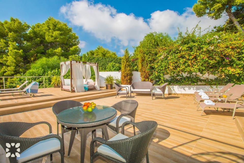 Spring, Day, Garden, Garden view, sunbed