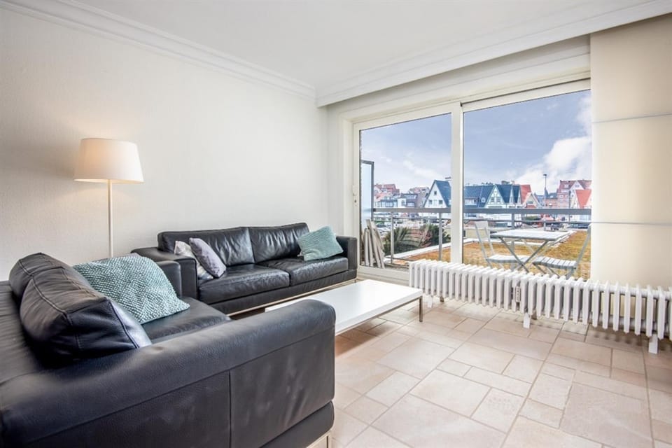 Balcony/Terrace, Living room, Seating area, City view