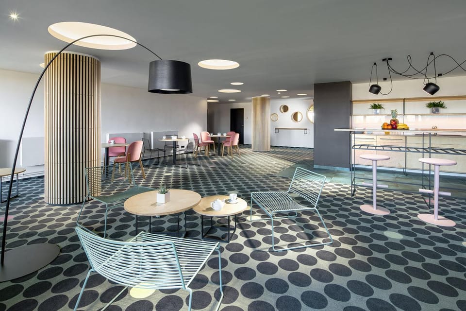 Lounge or bar