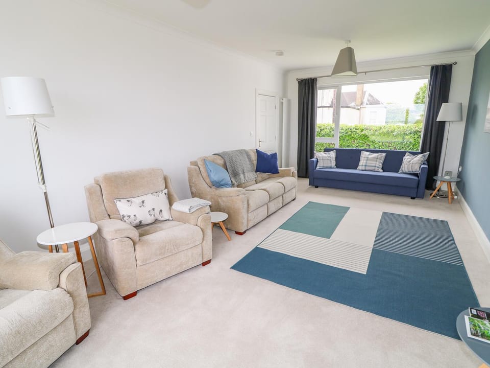 Seacoast Cottage House in Castlerock