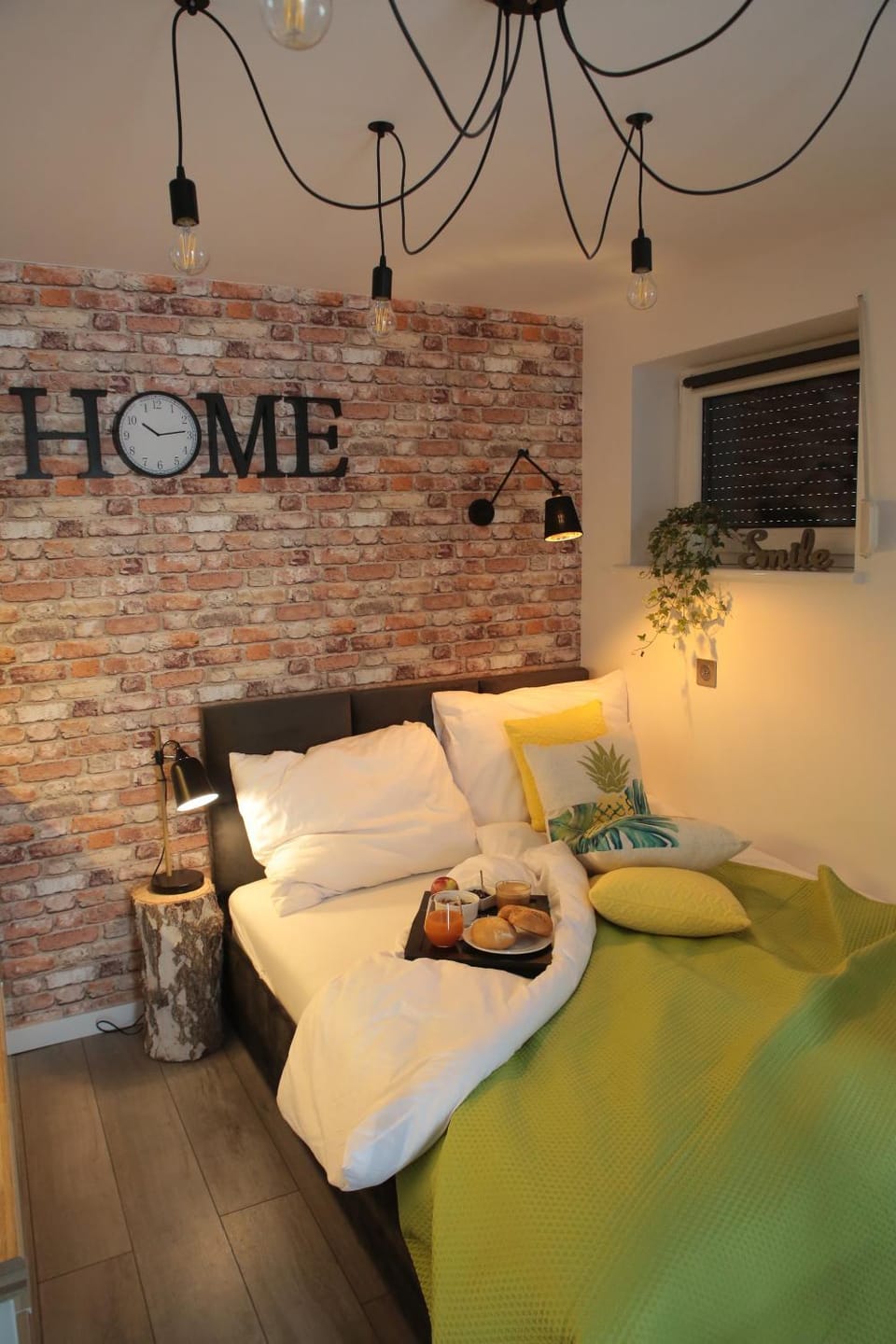 BROOKWOOD MINI STUDIO Airport ŁAWICA Apartment in Poznan