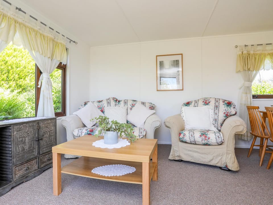 Castell Chalet House in Wales