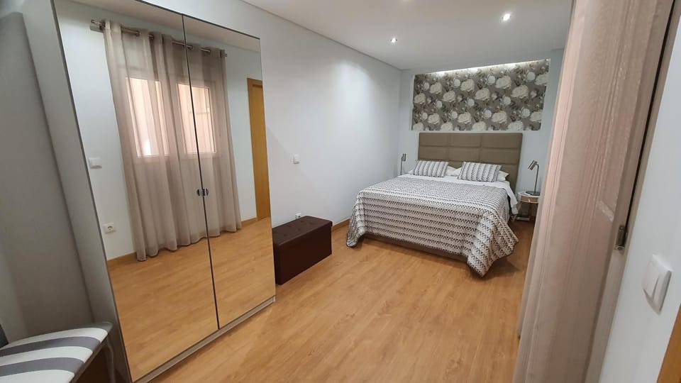 Bed, Photo of the whole room, Bedroom, storage, wardrobe