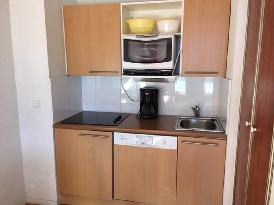 T2 4 pers - terrasse sud, parking, piscine, salle de fitness, près des pistes - FR-1-404-216 Apartment in Aragon