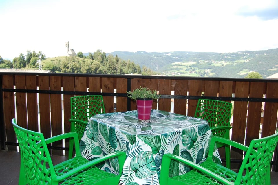 Dolomitica, nuovo, fino a 6 Persone Apartment in Trentino-South Tyrol