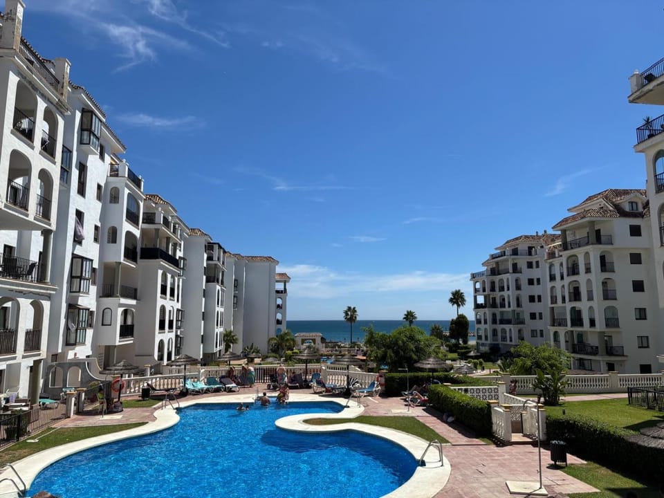 PENTHOUSE Marina La Duquesa Apartment in Costa del Sol