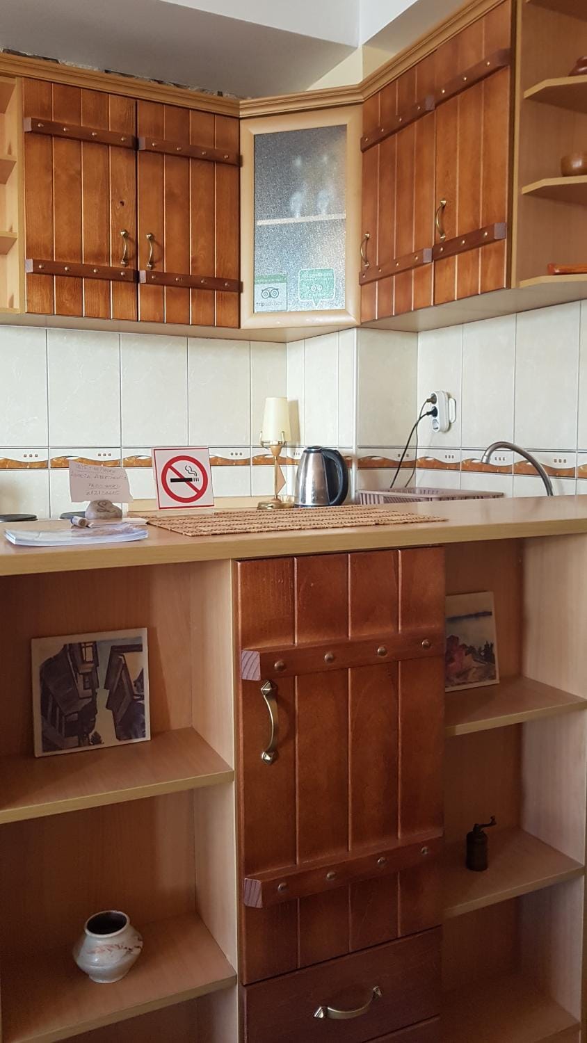 Coffee/tea facilities, Kitchen or kitchenette, pet friendly, stove