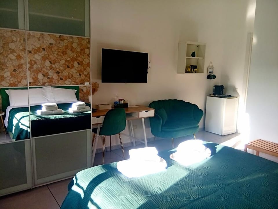 Megaride Santa Lucia Bed and Breakfast in Naples