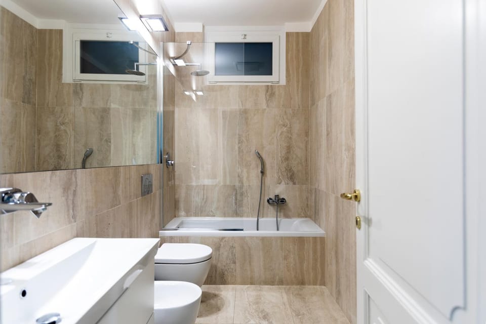 Bathroom, Bath