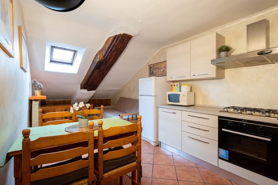 Mansarda xx settembre 72 Apartment in Turin
