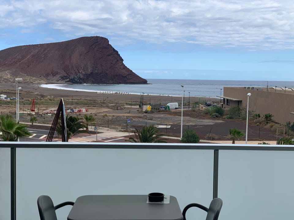 Balcony/Terrace, Mountain view, Sea view