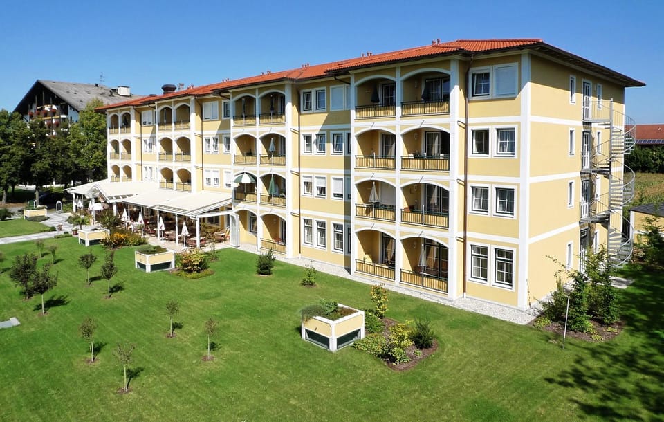 Facade/entrance, Spring, Day, Natural landscape, Bird's eye view